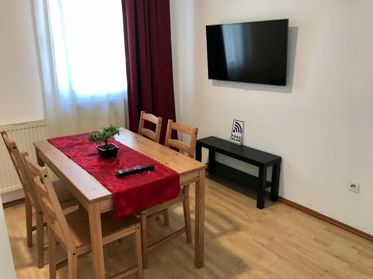 Juna Karlsruhe Eksteriør bilde